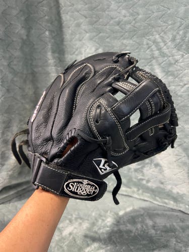 Black Louisville Slugger Xeno RH First Base Softball Glove 13" (Used)