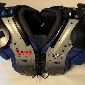 Small Adult Riddell Evolution Shoulder Pads