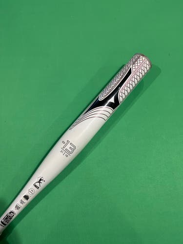 White 2024 Mizuno Finch Alloy Bat (-13) Alloy 18 oz 31" (Used)