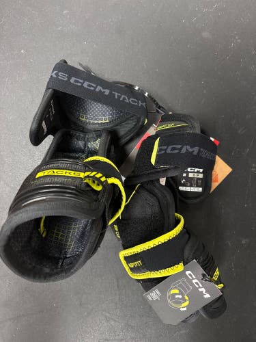 SR S CCM Tacks XF Elbow Pads (New)