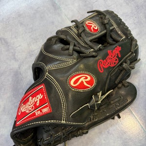 Black Rawlings Heart of the Hide RH Baseball Glove 11.75" (Used)