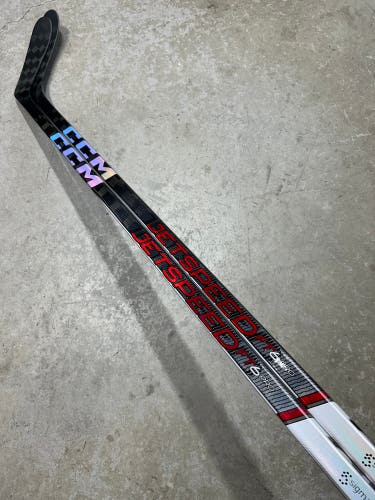 2 PACK 80 Flex P28 Senior CCM JetSpeed FT6 Pro Right Hand Hockey Stick Pro Stock (New)