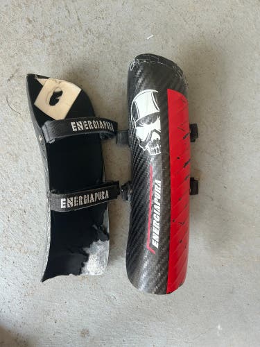 (WORLD CUP - Hans Grahl-Madsen) Shin Guards Medium/Large Energiapura Shin Guard (Used)