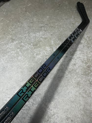 2 PACK 80 Flex Custom P90TM Senior CCM Trigger 8 Pro Left Hand Hockey Stick Pro Stock (New)