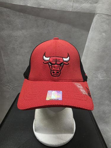 Vintage NWS Chicago Bulls 2002 NBA Draft Hat Nike Flex