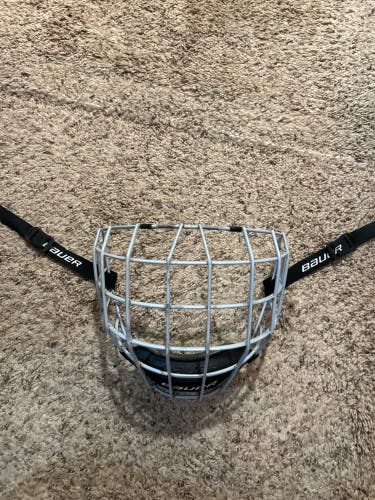 Small Bauer Profile II Facemask Full Cage (Used)
