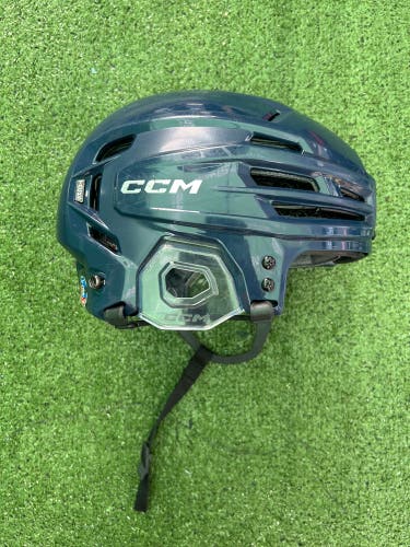 CCM Tacks 920 Helmet | Small