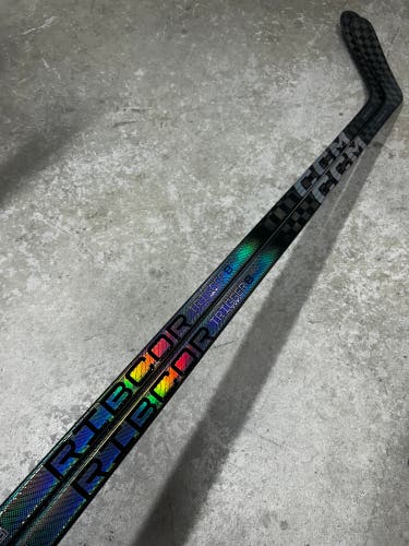 2 PACK 85 Flex P92 Senior CCM Trigger 8 Pro Left Hand Hockey Stick Pro Stock (New)