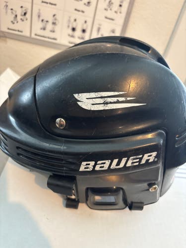 Large Bauer 4500 Helmet (Used)