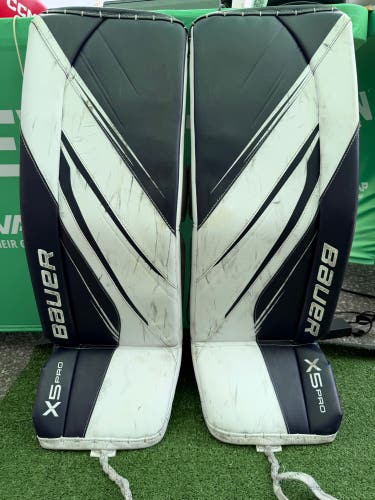 Bauer Vapor X5 Pro Goalie Leg Pads | 32" Intermediate Large