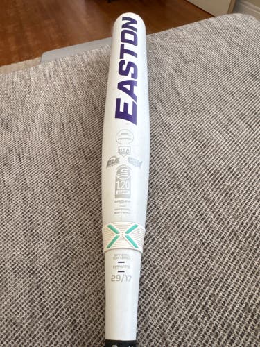 2024 Easton Firefly Composite Bat (-12) 17 oz 29" (Used)