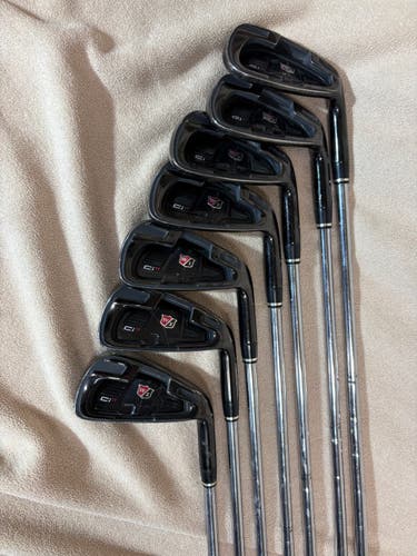 Men's Wilson Staff Ci11 Black Right Handed Iron Set Regular Flex Graphite Shaft (Used)