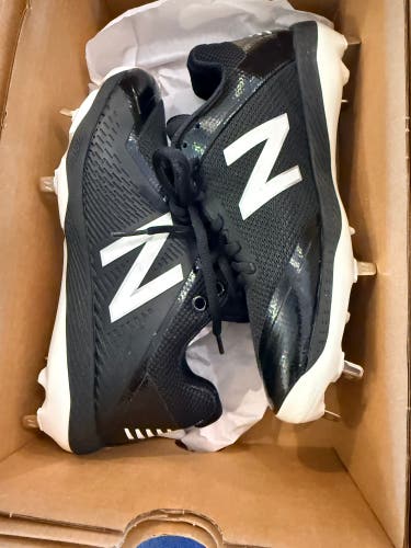 Black Men's Size M 5.0 (W 6.0) Adult New Balance 4040 Low Top Metal (New)