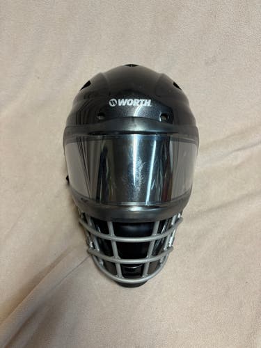 Worth adult intermediate Catcher's Mask (Used)