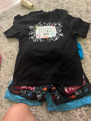(Used) baseball lifestyle youth apparel