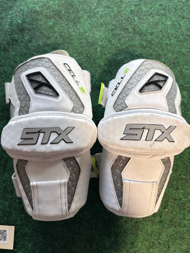 Adult STX Cell VI Arm Pads (Used) | Large