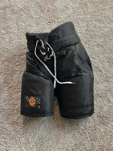 Senior Medium Bauer Pro Hockey Pants Pro Stock (Used)