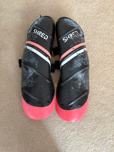 Shin Guard Shred carbon shin gaurds. Size large
