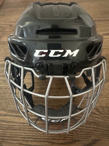 Youth CCM FitLite 3DS Helmet (New)