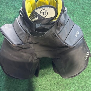 Black Warrior Ritual X3E Hockey Goalie Pants (Used) | Junior Small/Medium