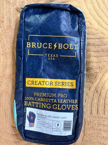 Navy Youth Small Bruce Bolt Batting Gloves (Used)