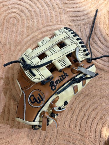 Brown Glove Works GA93 RH Baseball Glove 11.75" (Used)