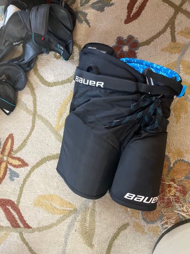 Intermediate Medium Bauer X Hockey Pants (New)