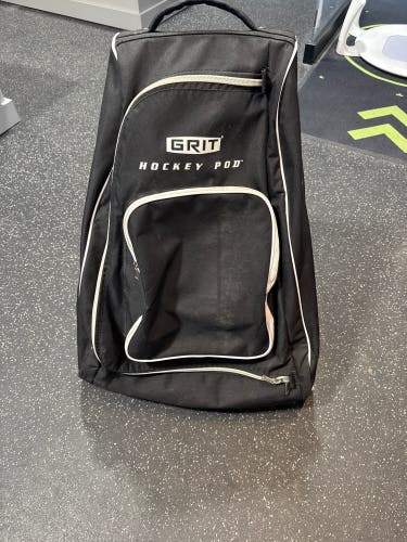 GRIT Tower Hockey Pod Bag (Used) 32”x23”x14”