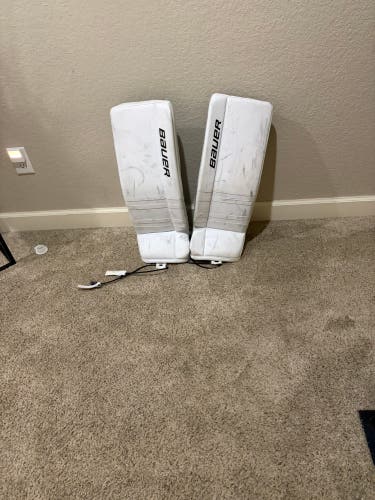 26" Bauer GSX Goalie Leg Pads (Used)