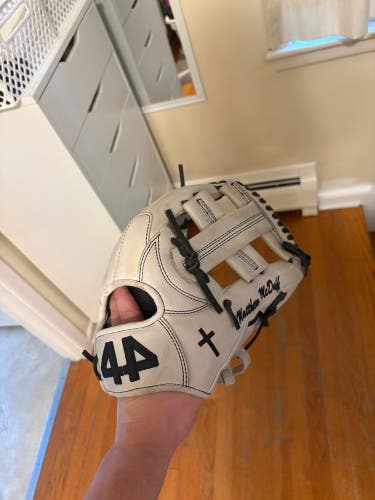 44 Pro Pro model RH Infield Baseball Glove 11.75" (Used)