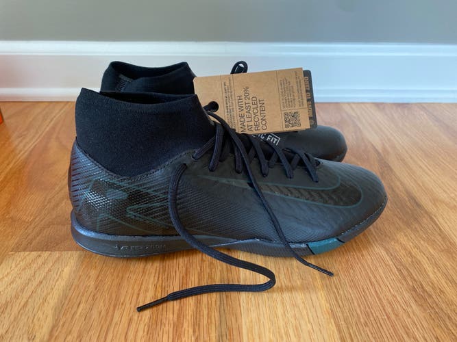 Black Unisex Size M 5.5 (W 6.5) Nike Mercurial Superfly Indoor Cleats (New)