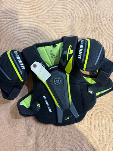 Large Junior Warrior ALPHA LX 30 Shoulder Pads (Used)