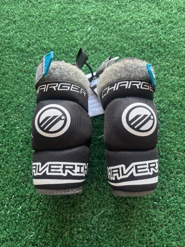 Youth Maverik Charger Arm Pads (New) | XS