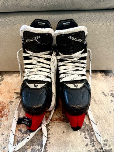 2024 Bauer Supreme Shadow Hockey Skates Size 5 (Used)