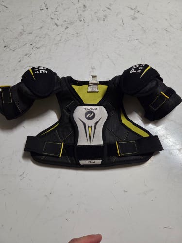 Youth Medium Pure Hockey Shoulder Pads (Used)