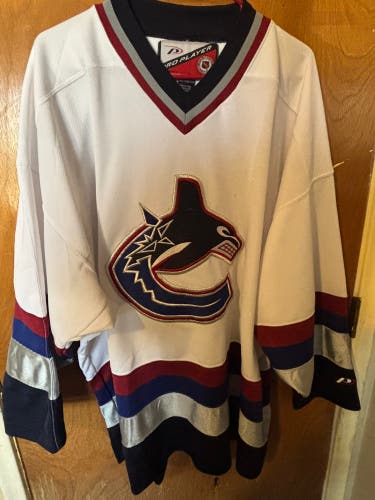 Vintage Canucks Jersey