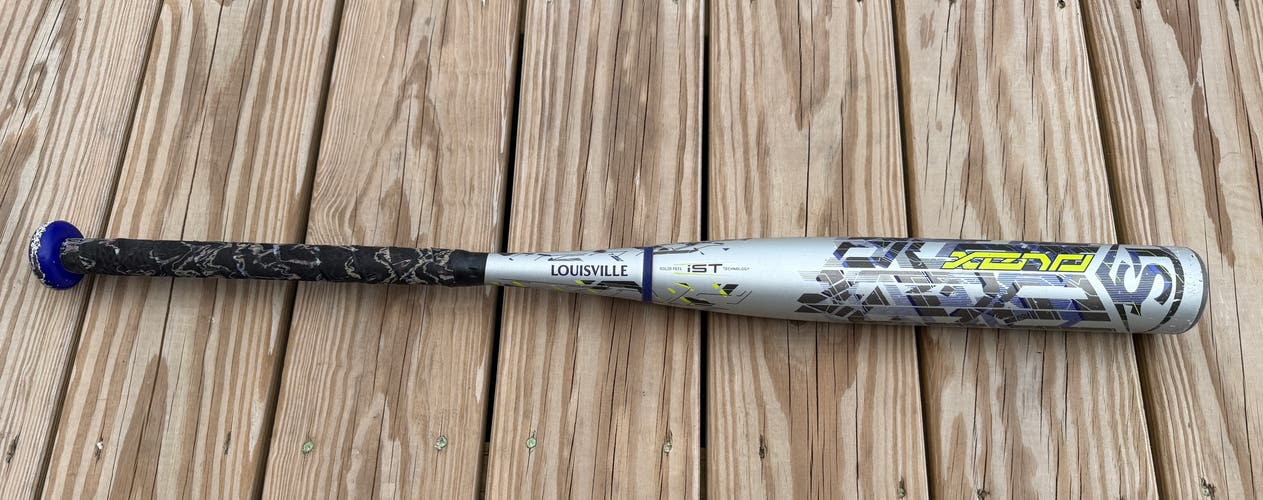 2022 Louisville Slugger Xeno Composite Bat (-11) 19 oz 30" (Used)