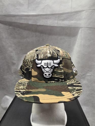 NWS Chicago Bulls Patch Work New Era 59fifty 7 7/8 NBA