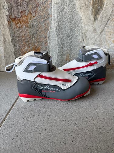 Salomon Siam 7 Pilot Cross-Country Ski Boots size 6.5