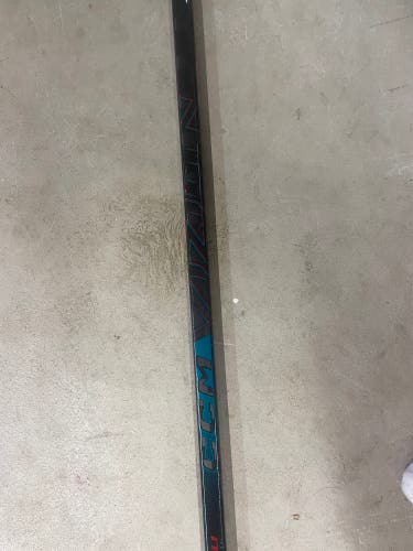 Senior CCM Vizion Left Hand Hockey Stick 75 Flex (New)