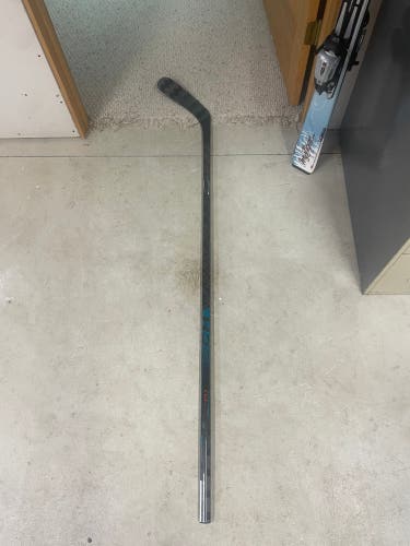 Senior CCM Vizion Left Hand Hockey Stick 75 Flex P90 (New)