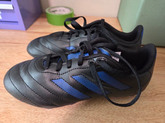 Black Unisex 2.5Y (Big Kids / Youth) Adidas Molded Cleats Cleats (Used)