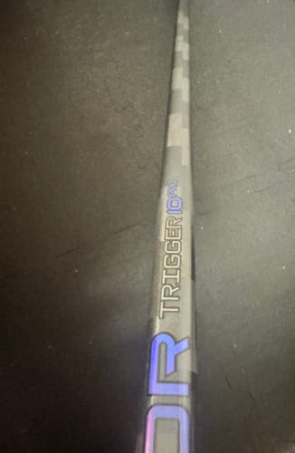 Senior CCM Ribcor Trigger 10 Pro Left Hand Hockey Stick P29 75 Flex (New)