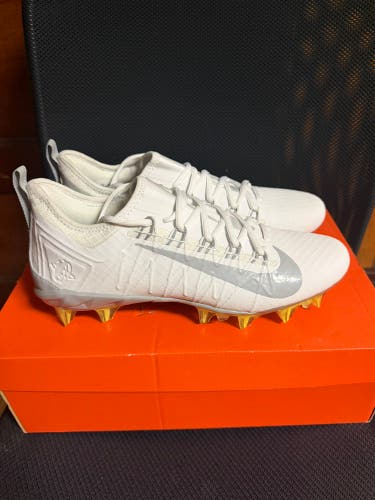 Nike Alpha Huarache 7 Pro LAX Lacrosse Cleats Size 11.5 White/Wolf Grey-Volt CJ0269-101