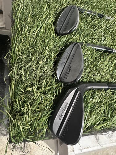 2021 Cleveland Cleveland RTX 6 ZipCore Black Satin Right Handed Wedge Set (Used)
