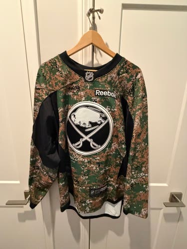 RARE Large Brian Flynn 2013 Military Appreciation Night  Buffalo Sabers Jersey (New)