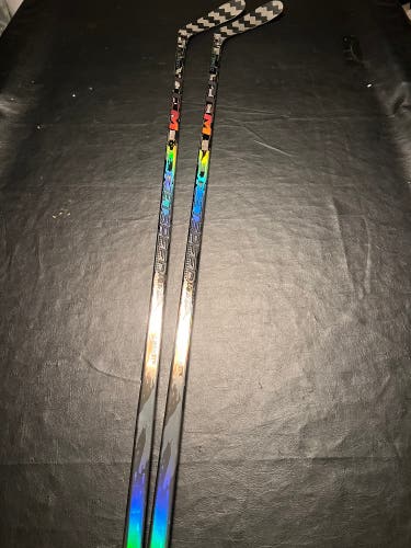 (2 Pack) Senior CCM JetSpeed FT9 Pro Right Handed Hockey Stick P28 75 Flex Pro Stock (New)