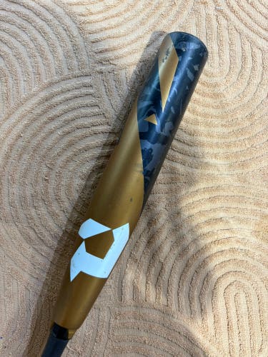2022 DeMarini Zoa Composite Bat USSSA Certified (-5) Composite 27 oz 32" (Used)
