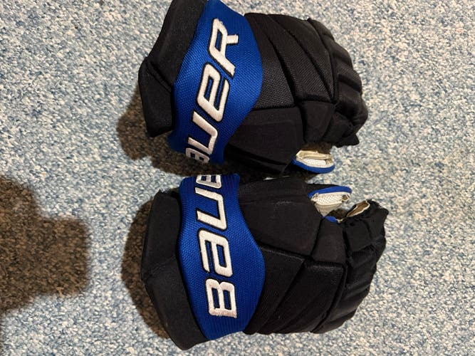 Bauer pro stock hockey gloves