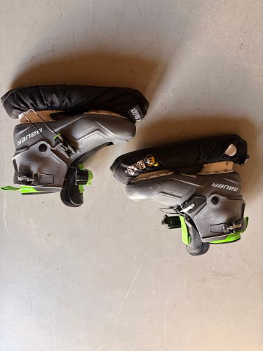 Bauer Hockey Goalie Skates 6.5 (Used)